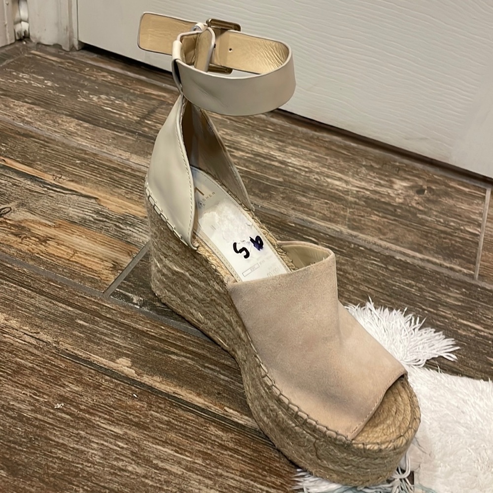 Marc Fisher Espadrilles